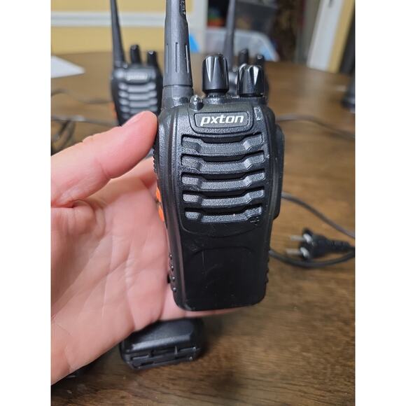 Pxton Walkie Talkie Long Range Two-Way Radio, 6 Walkie Talkie & 4 Charging Stand - Picture 15 of 16